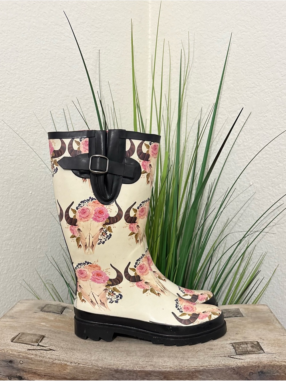 Western Floral Bull Skull Rain Boots - Cream & Pink
